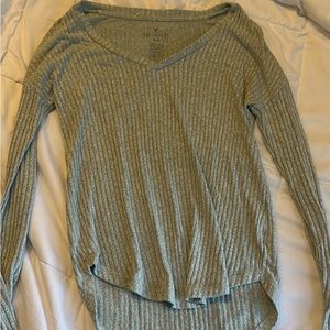 Soft v-neck long sleeve